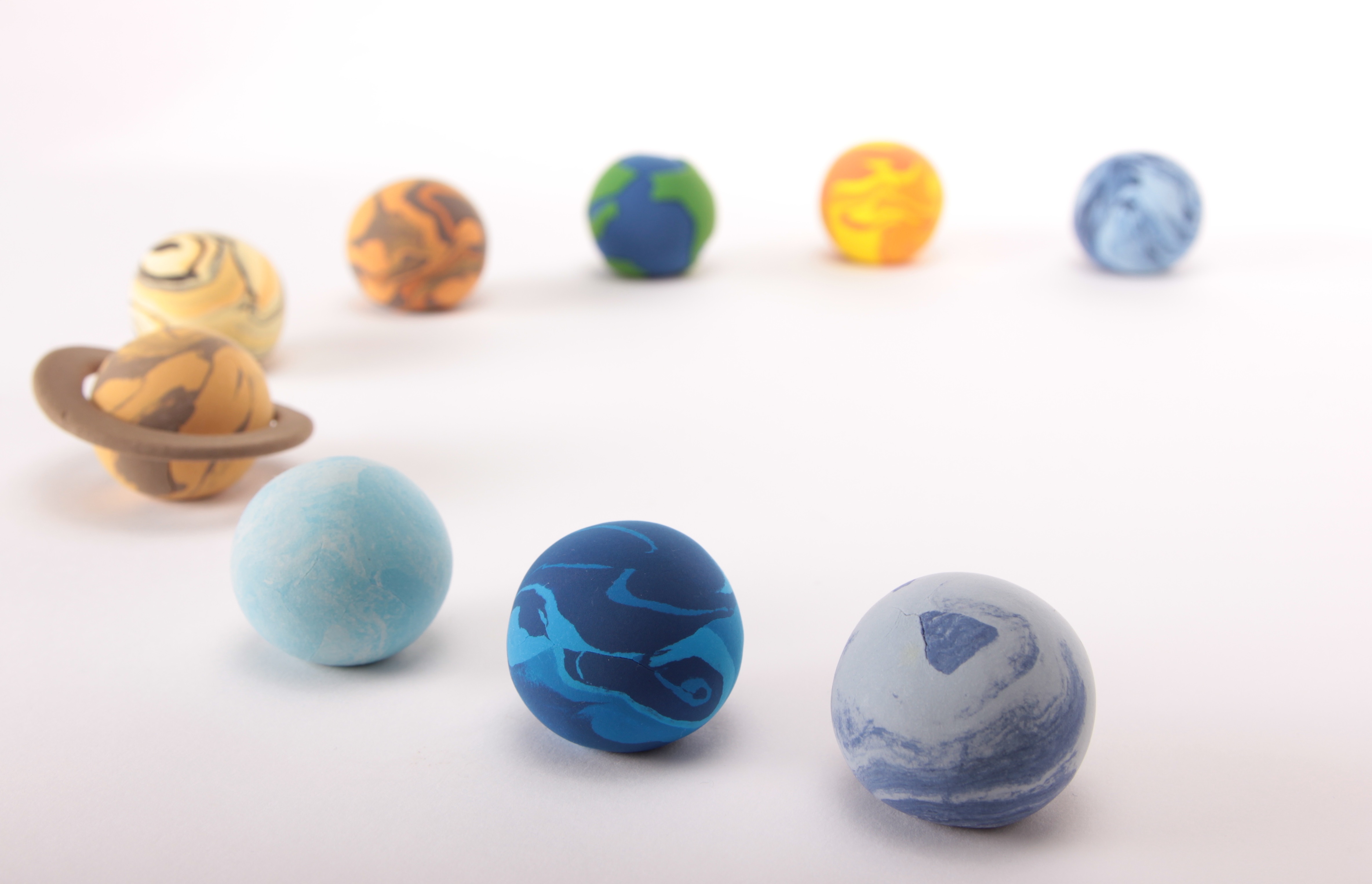 太陽系惑星の粘土細工の写真